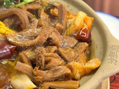 -沙胆彪炭炉牛杂煲(上海日月光广场店)