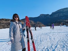 -济南卧虎山滑雪场