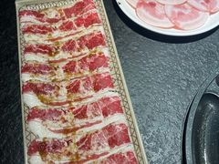 -七甲山烤肉(长白山奇石山珍根艺一条街店)