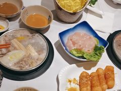 -泓炙颐凤鲜海鲜火锅料理(桐乡店)