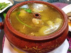 -小厨子私房菜·云南美食店
