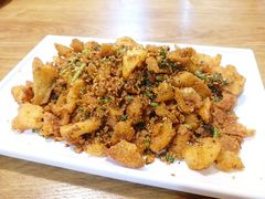 渣渣土豆-三猫黑鱼花(南大店)