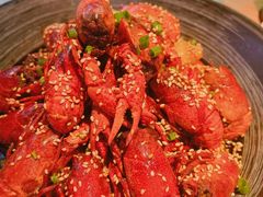 -肥肥虾庄·金牌油焖大虾(沙湖店)