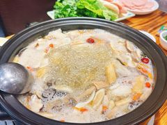 -菌之家·专业纯野生菌火锅·特色炒菌