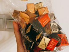 -VENCHI 闻绮(上海佛罗伦萨小镇店)