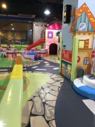 -利奥梦幻主题乐园(爱琴海购物公园店)