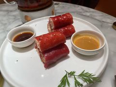 -蝴蝶里·粤菜·点心(滨江龙湖店)