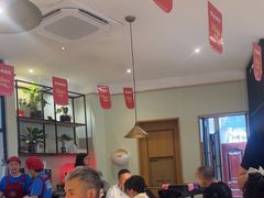 -镇南锅盖面馆(解放路店)