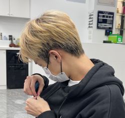 -巴伯尔男士理发馆