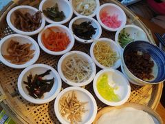 -包整·丝娃娃(一览甲秀楼风景店)