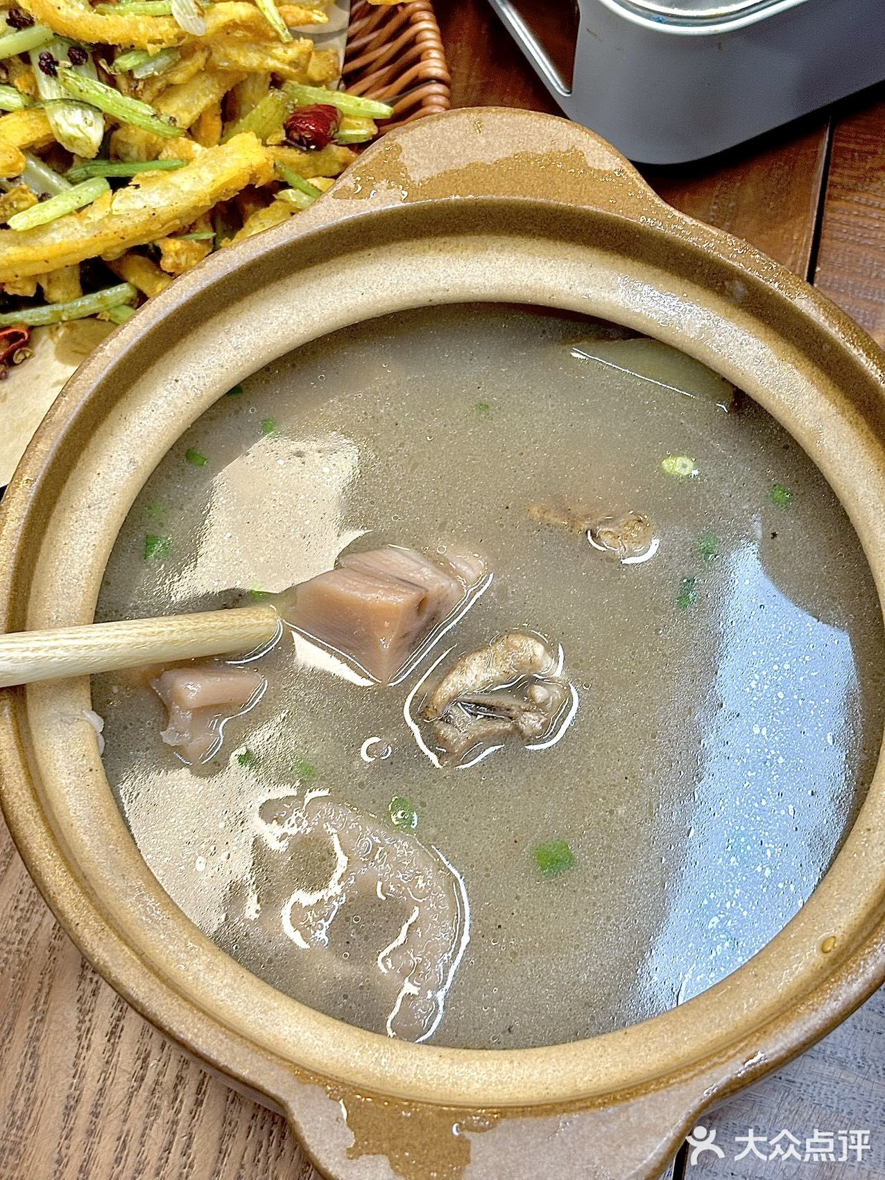 鸡哥同款黑鸭煲开到光谷啦！！