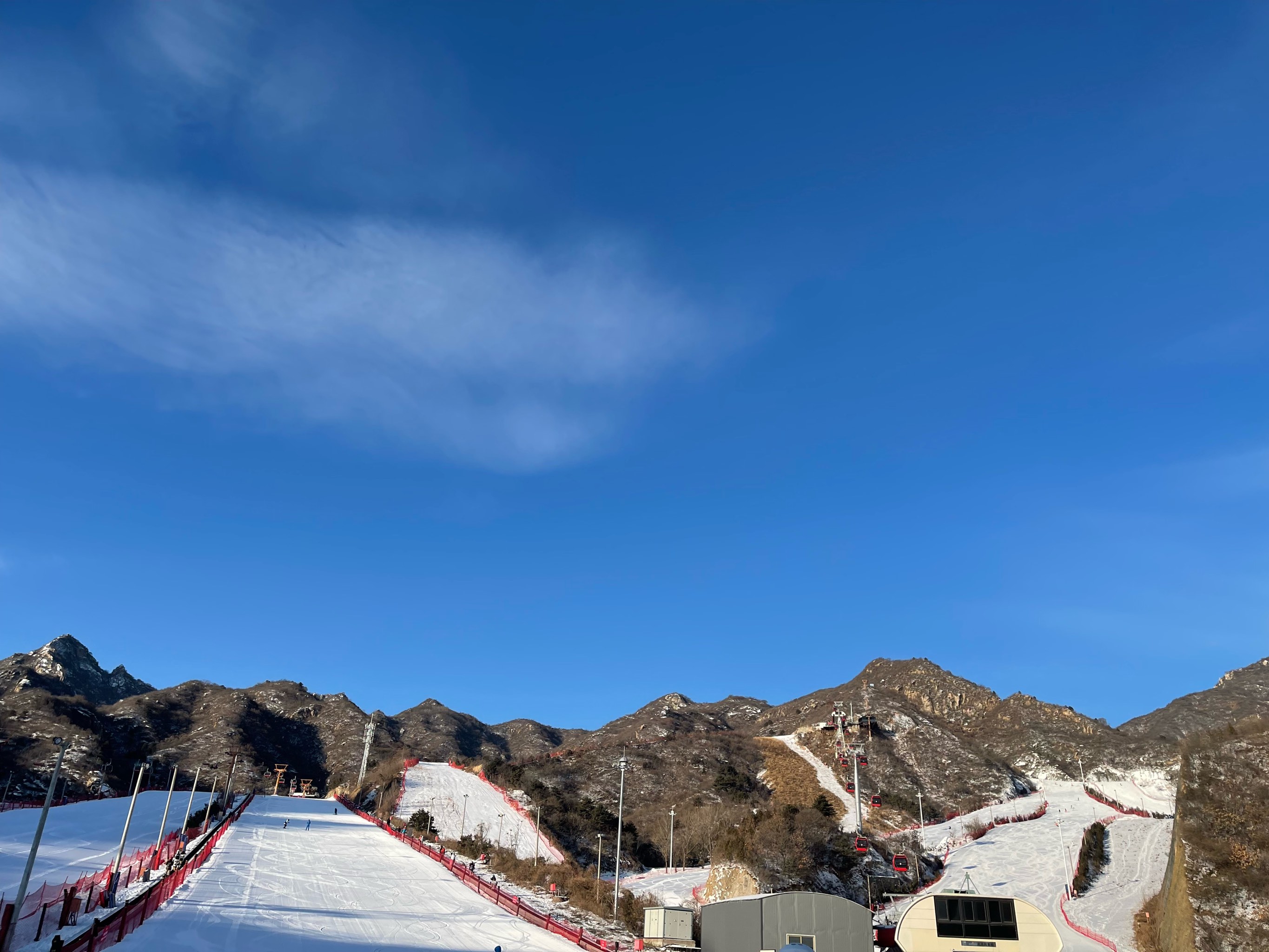 房山良乡附近滑雪场图片