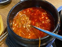 海鲜豆腐汤-八福力韩国休闲餐厅(泉舜店)