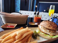 宝丽嘉汉堡-上海苏宁宝丽嘉酒店·Cafe Bellagio西餐厅