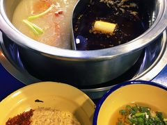 -马路边边·成都串串(翠柏路店)