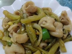 酸菜炒大肠-苏记农家菜馆