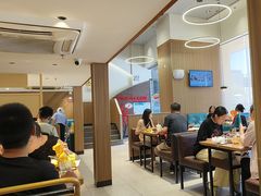 -豪客来牛排(人民东路店)