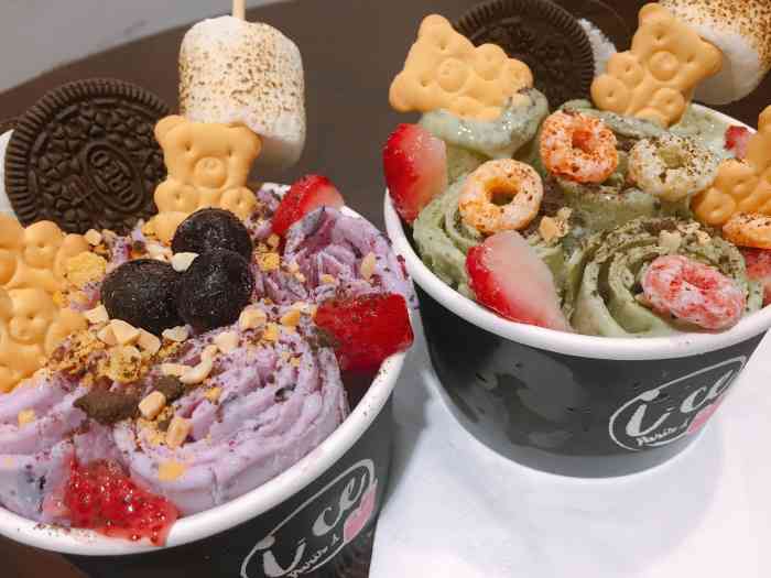 ice paris冰雪派瑞丝炒冰专门店(江汉路店)-"这间店是来自台湾的网红