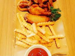 -必胜客(WOW象山涌金广场店)