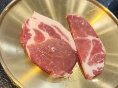 -臻牛烤肉