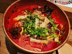 -成都你六姐·牛肉冒菜(上海环宇荟店)