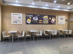 -华莱士·全鸡汉堡(高境店)
