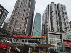 -日月光中心广场