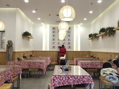 -秦香陕西食府(华贸天地店)