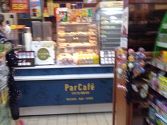 -全家便利店(愚园店)