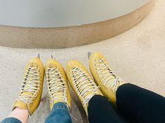 -冰纷万象滑冰场(二七万象城店)