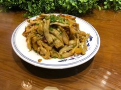 -那家老院子东北菜·饺子·小鸡炖蘑菇(艳华街店)