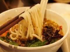 油鸡枞米线-半山腰·云南菜(侨福芳草地店)