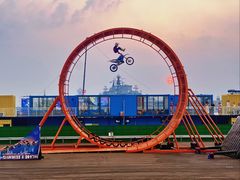 -泰达航母主题公园