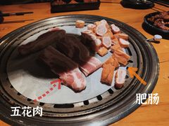经典五花肉-极简·炭火烤肉主题餐厅·龙虾烧烤·烤羊排(宝龙店)