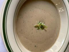 黑松露奶油蘑菇浓汤-93Club·法餐厅