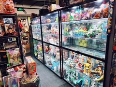 -seed station 中古玩具店(北投购物店)