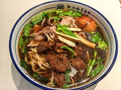 -镇南锅盖面馆(解放路店)