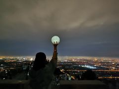 -鬼笑石后山停车场