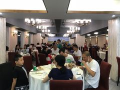 大堂-那达慕蒙古风味酒楼