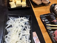 -果松木炭酸菜铜火锅·外婆参鸡汤