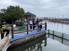 -鹅湖玫瑰文化园
