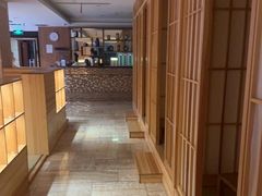 -碧中海汤泉汗蒸酒店