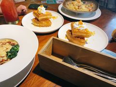 芒果猫夫饼-more than meow吴止猫主题餐厅(承德 中船汇店)