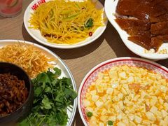 -满园烤鸭·春饼(太原街万达店)