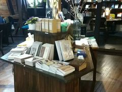 -良友书坊(安徽路店)