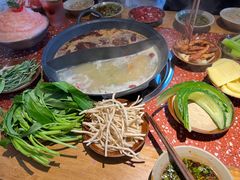 -赵美丽·重庆社区火锅·直营店(火车东站·中豪国际店)