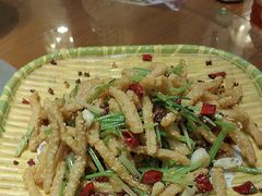 -黄泥岗·地道湖北菜(奥特莱斯店)