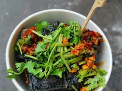 -黑色经典臭豆腐·湖南特产(步行街店)