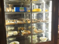 面包甜点陈列柜-嘉定凯悦·咖啡厅