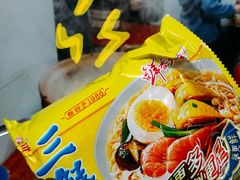 三鲜华丰伊面-威邵鸡煲(西华路总店)